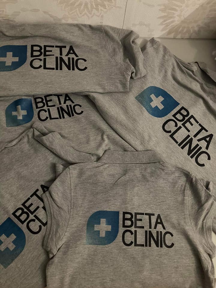 Фирмени тениски за Beta Clinic